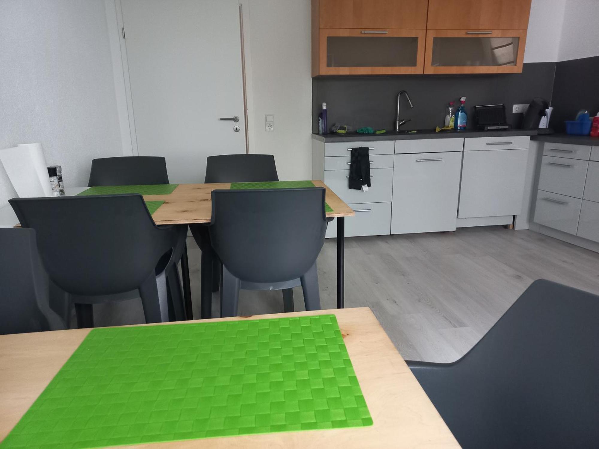 Modern Hoteliving Giessen Bilik gambar