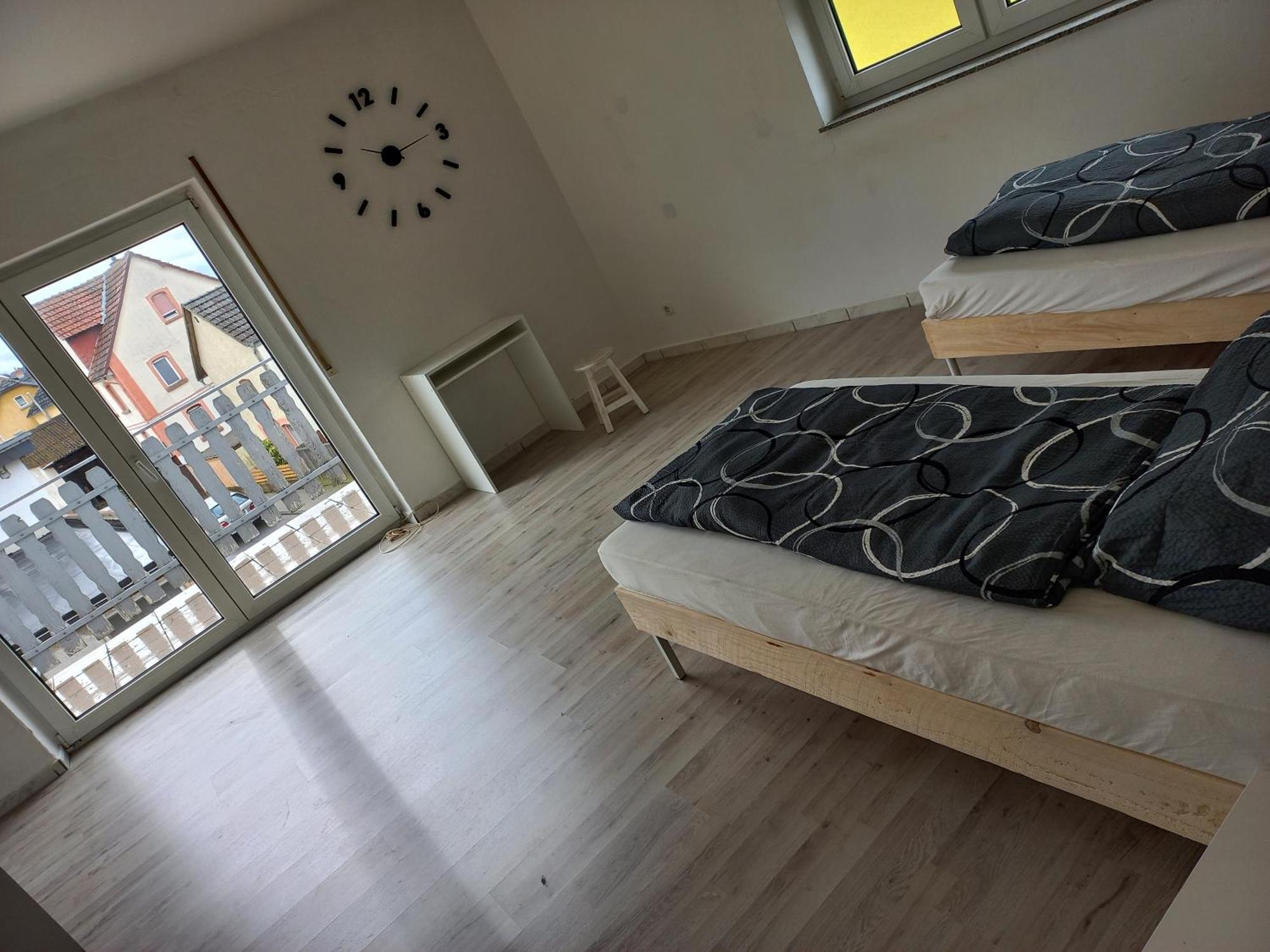 Modern Hoteliving Giessen Bilik gambar